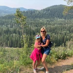 Meet your Posher, Chloe